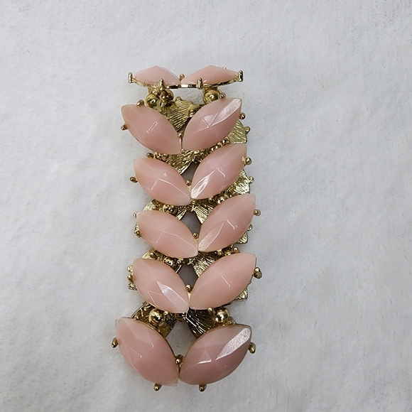 Vintage Stretch Bracelet Linked Pink Acrylic Gems with Gold Tone Metal 9" - Picture 5 of 13
